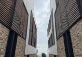 Дом с участком на продажу в городе Барселона Фото