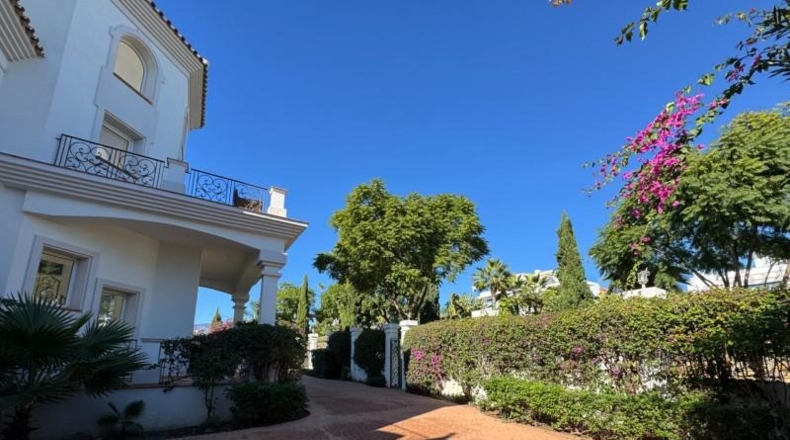 Málaga - Benahavís - 2700m2