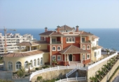 Xalet independent amb terreny en venda a la España, Benalmádena, ref.: TR133338 foto