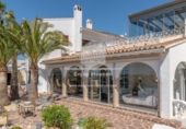 Xalet independent amb terreny en venda a la España, Altea, ref.: TR241574 foto