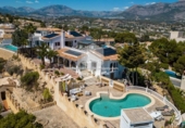 Xalet independent amb terreny en venda a la España, Altea, ref.: TR241574 foto