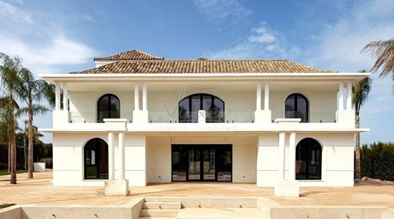 Cádiz - San Roque - 2005m2