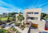 Chalet independiente con terreno en venta en la España, Alicante, ref: TR370372 foto