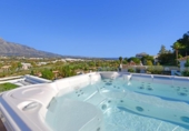 Xalet independent amb terreny en venda a la España, Marbella, ref.: TR343379 foto