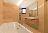 Xalet independent amb terreny en venda a la España, Marbella, ref.: TR343379 foto