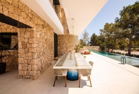 Santa Eulària des Riu 1500&nbsp;м²