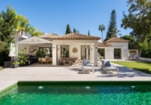 Xalet independent amb terreny en venda a la España, Marbella, ref.: TR380387 foto