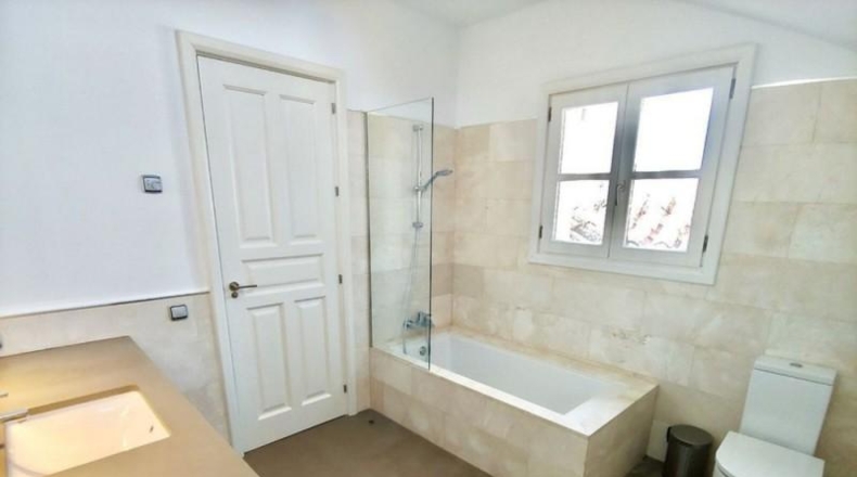 Málaga - Marbella - 3200m2