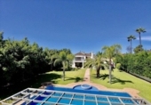 Detached villa with land for sale on España, Marbella, ref: TR151052 photo
