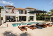 Detached villa with land for sale on España, Marbella, ref: TR343238 photo