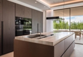 Chalet independiente con terreno en venta en la España, Benahavís, ref: TR357310 foto