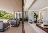 Chalet independiente con terreno en venta en la España, Benahavís, ref: TR357310 foto