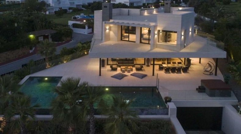 Malaga - Марбелья - 1300m2