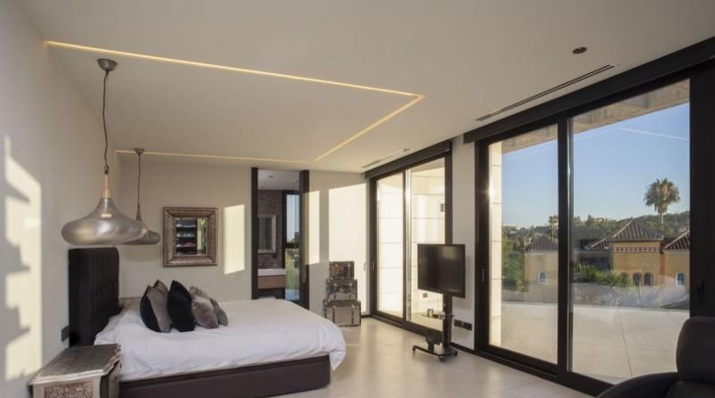 Malaga - Марбелья - 1300m2