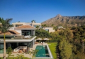 Xalet independent amb terreny en venda a la España, Marbella, ref.: TR309029 foto