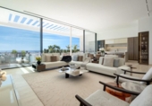 Chalet independiente con terreno en venta en la España, Benahavís, ref: TR358047 foto