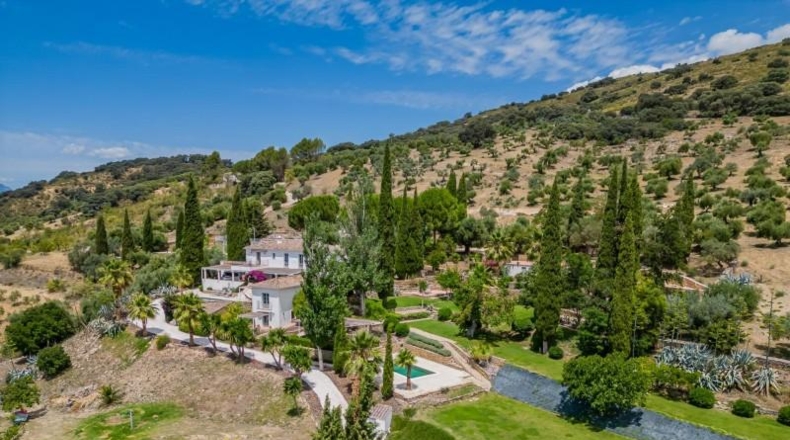 Málaga - Ronda - 50000m2