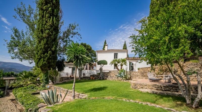 Málaga - Ronda - 50000m2