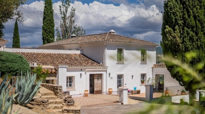 Málaga - Ronda - 50000m2