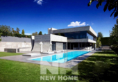 Chalet independiente con terreno en venta en la España, Madrid, ref: TR136973 foto