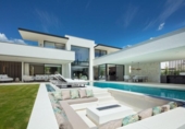 Xalet independent amb terreny en venda a la España, Marbella, ref.: TR343812 foto