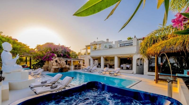 Balearic Islands - Santa Eulalia del Río - 3000m2