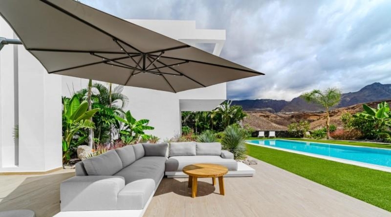 Santa Cruz de Tenerife - Adeje - 2500m2