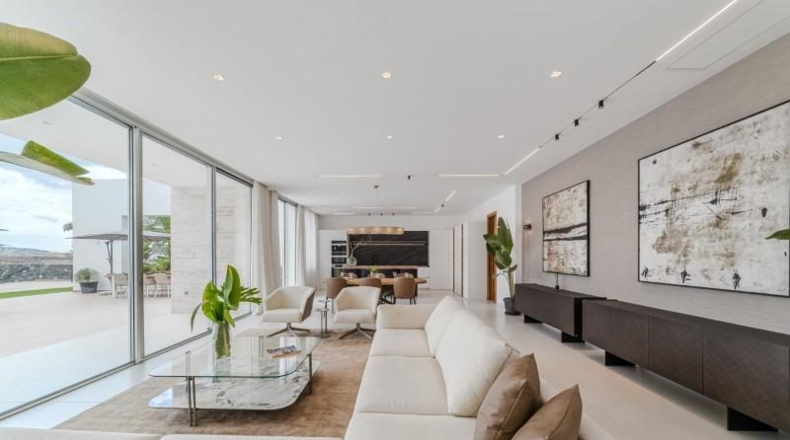 Santa Cruz de Tenerife - Adeje - 2500m2