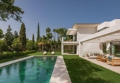 Xalet independent amb terreny en venda a la España, Estepona, ref.: TR239172 foto
