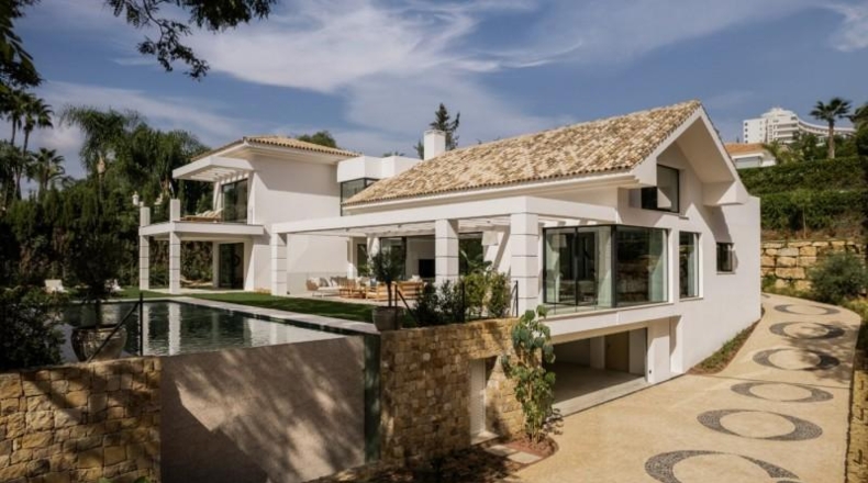 Málaga - Estepona - 2170m2