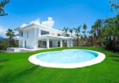 Xalet independent amb terreny en venda a la España, Marbella, ref.: TR147693 foto