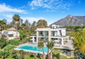 Xalet independent amb terreny en venda a la España, Marbella, ref.: TR162221 foto