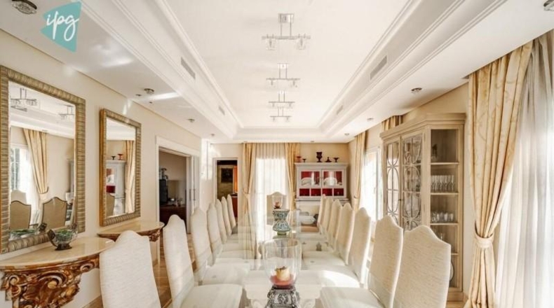 Málaga - Estepona - 5000m2
