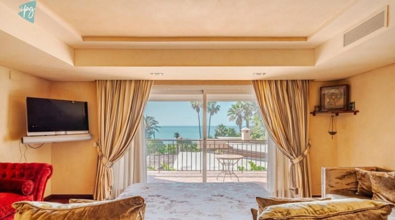 Málaga - Estepona - 5000m2