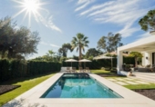Xalet independent amb terreny en venda a la España, Marbella, ref.: TR148275 foto