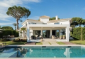 Xalet independent amb terreny en venda a la España, Marbella, ref.: TR148275 foto