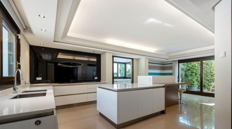 Málaga - Marbella - 2025m2