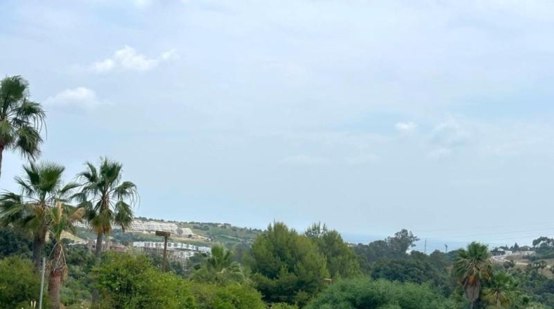 Málaga - Estepona - 140000m2