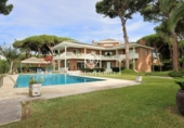 Земельный участок на продажу в городе Castelldefels Фото