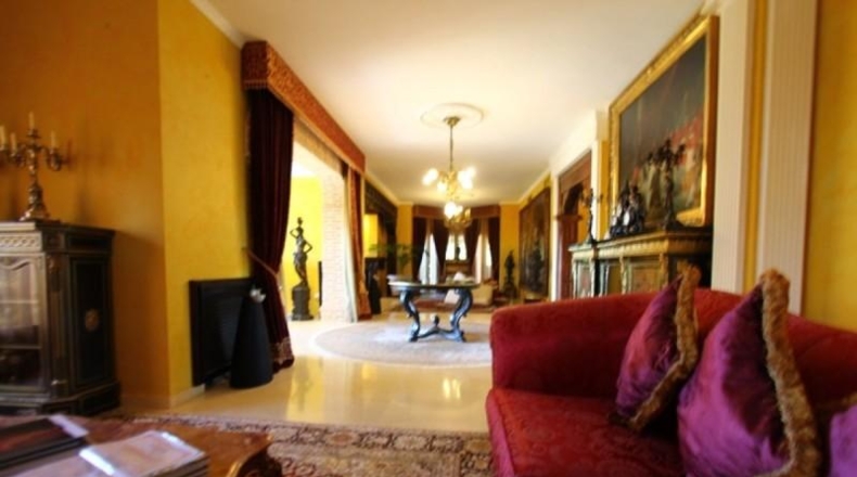 Málaga - Marbella - 7000m2