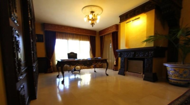 Málaga - Marbella - 7000m2