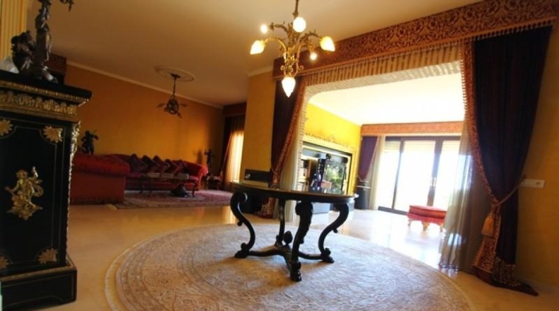 Málaga - Marbella - 7000m2