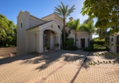 Casa de camp amb terreny en venda a la España, Marbella, ref.: TR243174 foto