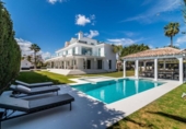 Xalet independent amb terreny en venda a la España, Marbella, ref.: TR244546 foto