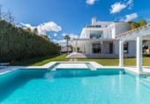 Xalet independent amb terreny en venda a la España, Marbella, ref.: TR244546 foto