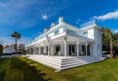 Xalet independent amb terreny en venda a la España, Marbella, ref.: TR150080 foto