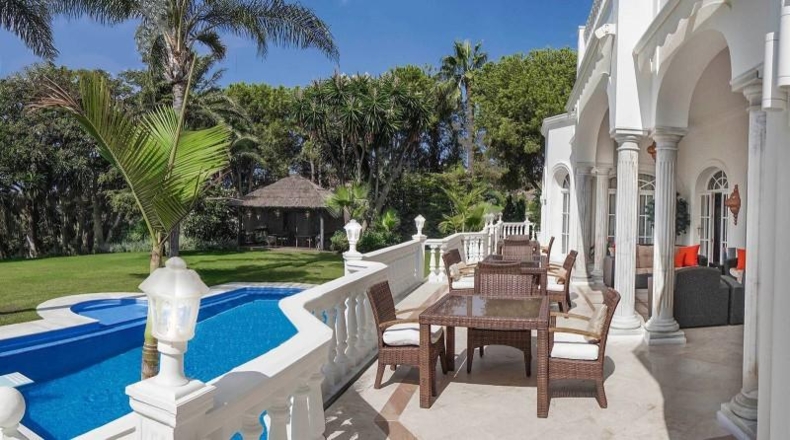 Málaga - Estepona - 5850m2