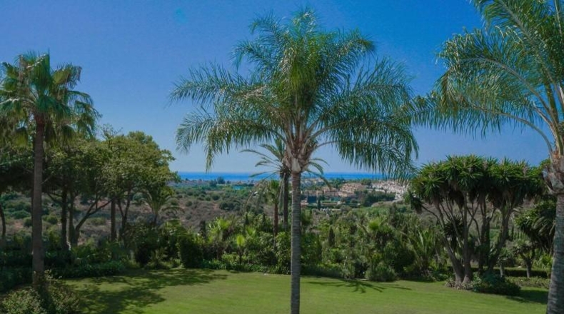 Málaga - Estepona - 5850m2