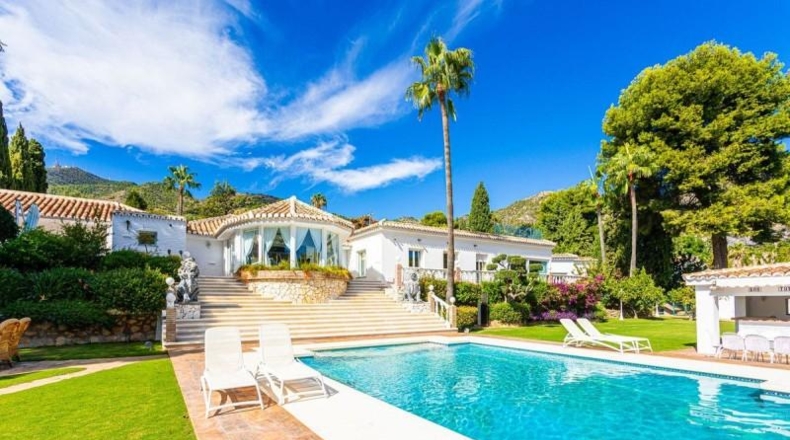 Малага - Benalmádena - 4500m2