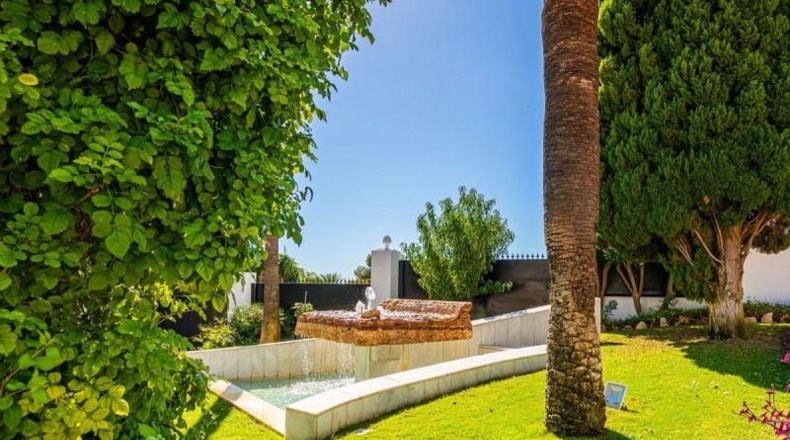 Малага - Benalmádena - 4500m2
